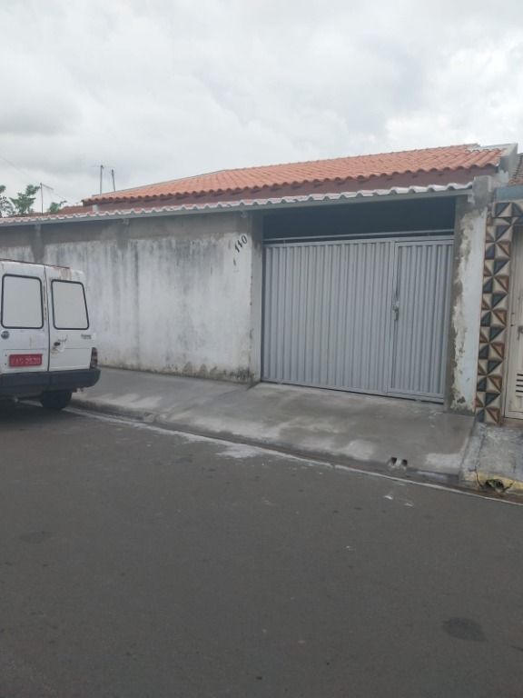 Casa à venda no Jardim Flamboyant: 