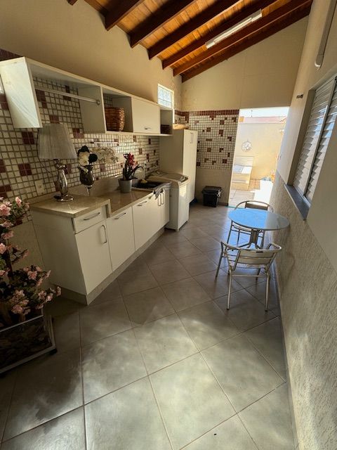 Casa à venda no Betel: 