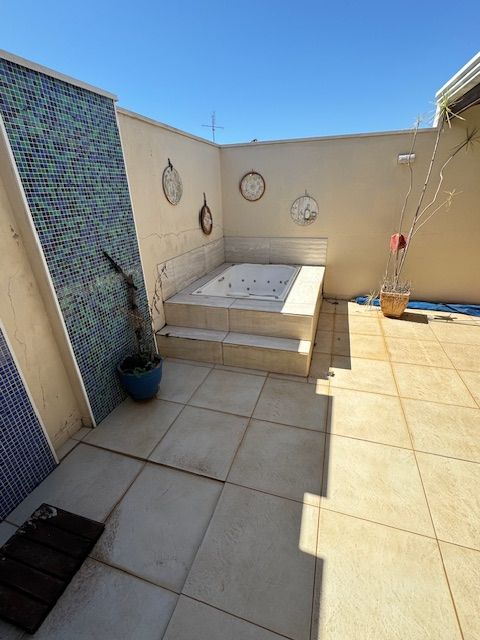 Casa à venda no Betel: 