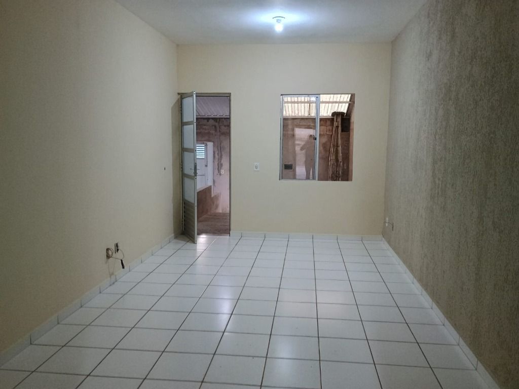 Casa à venda no Saltinho: 