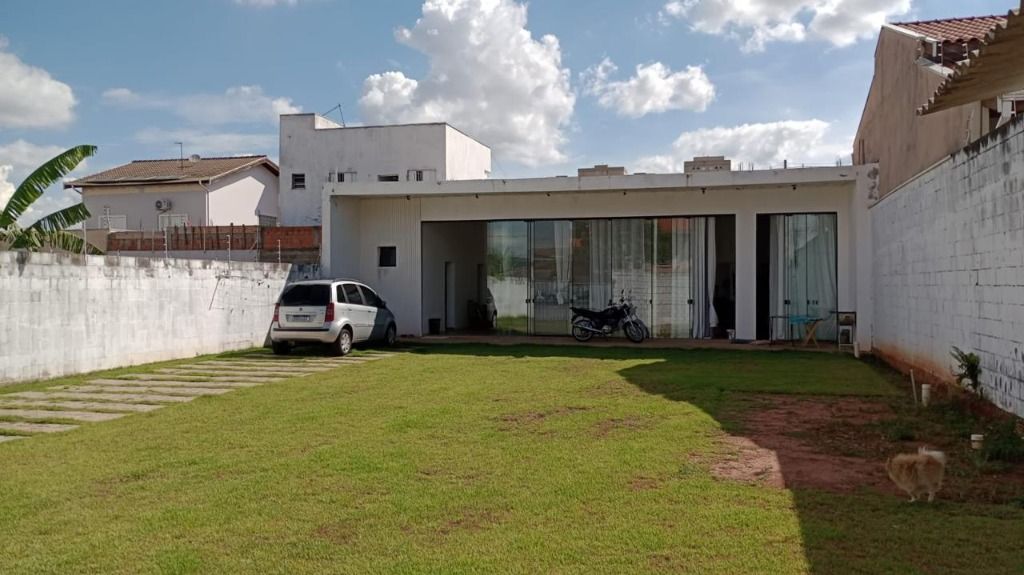 Casa à venda no Parque Bom Retiro: 