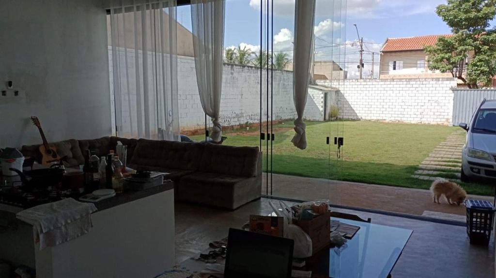 Casa à venda no Parque Bom Retiro: 