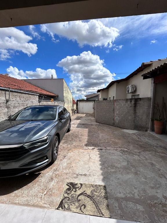 Casa à venda no Parque Bom Retiro: 