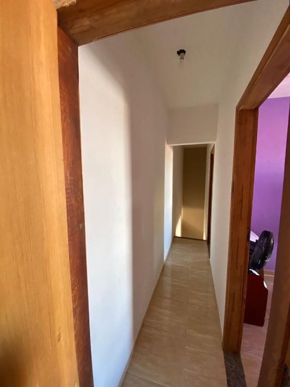 Casa à venda no Parque Bom Retiro: 