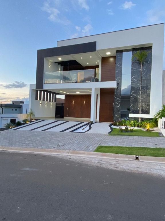 Sobrado à venda no Jardim Ypê: 