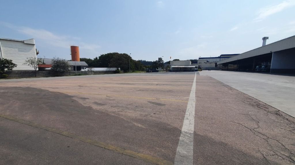 Galpão à venda no Vila Maringá: 