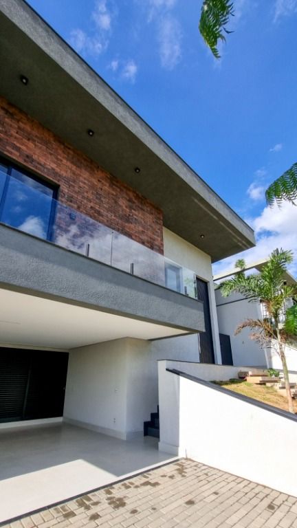 Sobrado à venda no Parque Bom Retiro: 