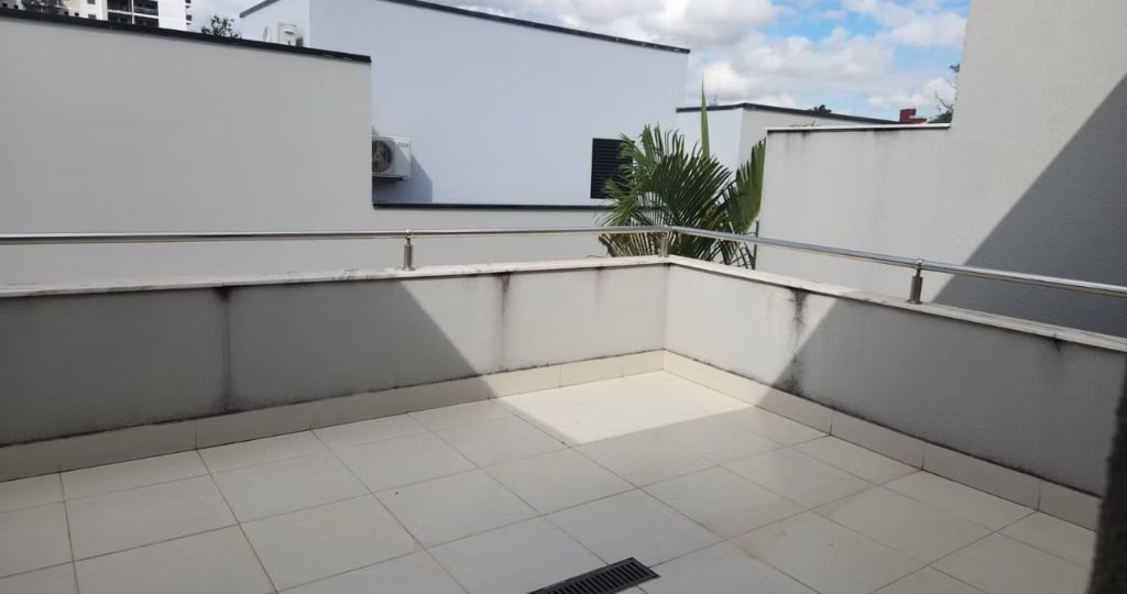 Village à venda no Morumbi: 