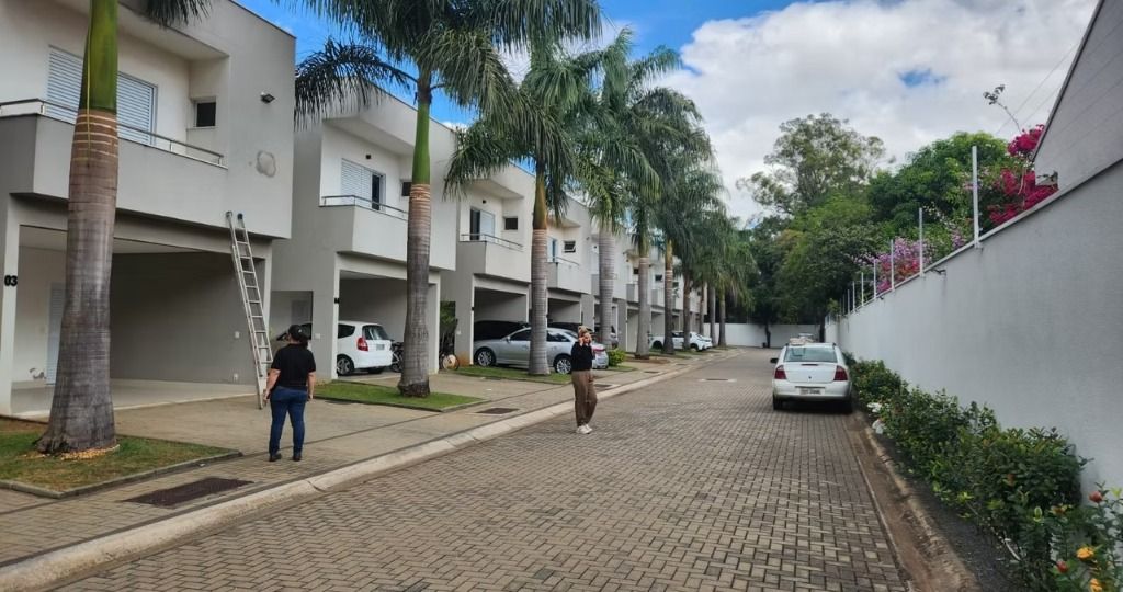 Village à venda no Morumbi: 