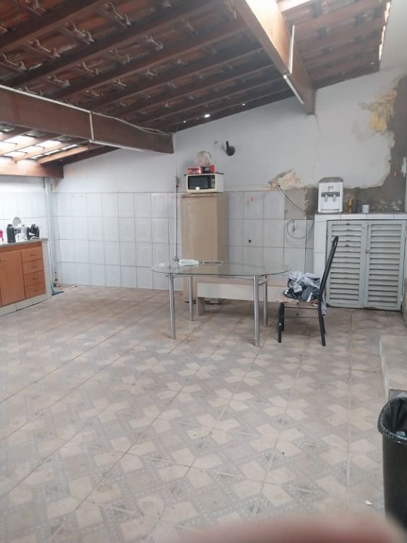 Casa à venda no Vila Bressani: 