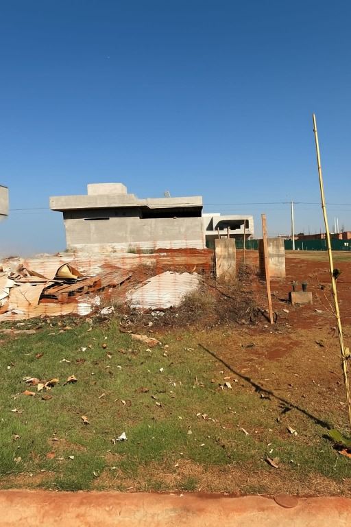 Terreno à venda no Parque Brasil 500: 