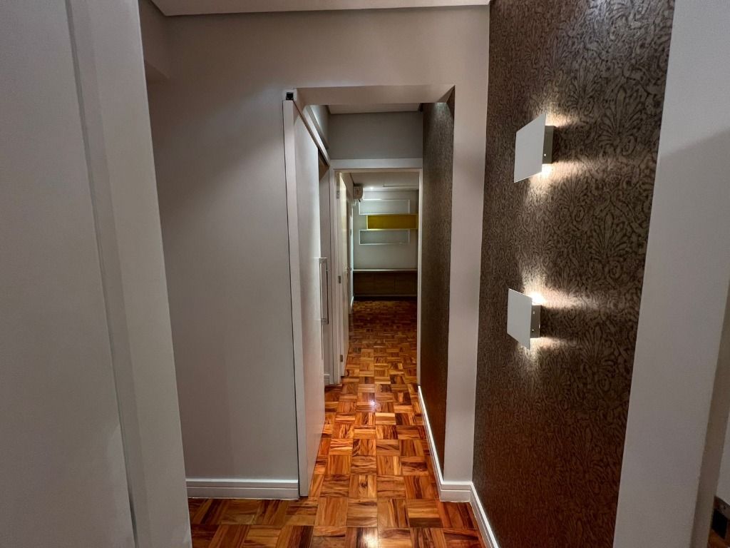 Apartamento à venda no Cambuí: 