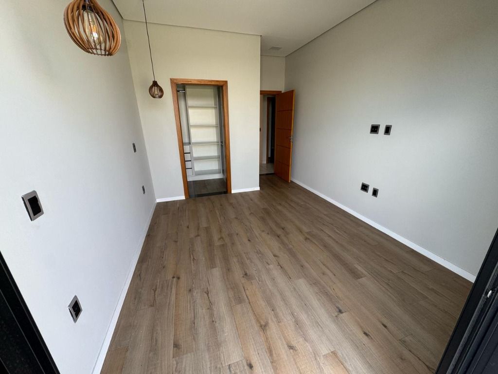 Casa à venda no Parque Brasil 500: 