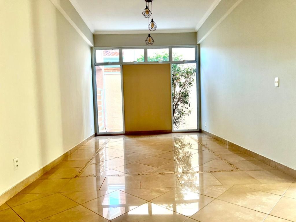 Casa à venda no Betel: 