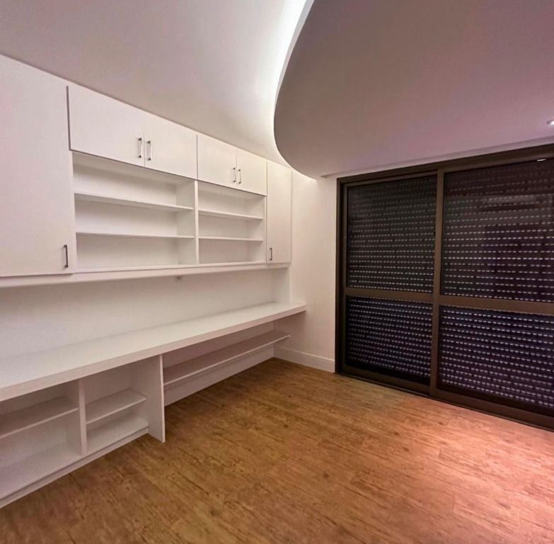 Apartamento à venda no Cambuí: 