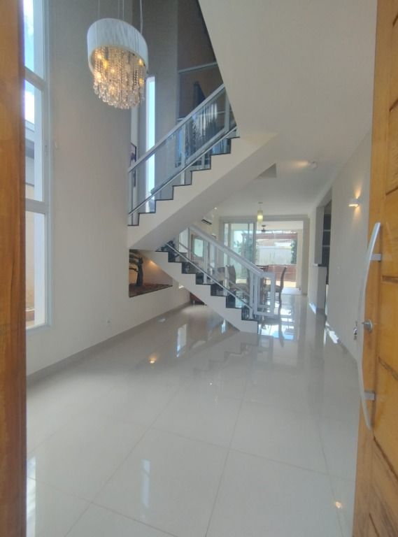 Sobrado à venda no Jardim Pari: 