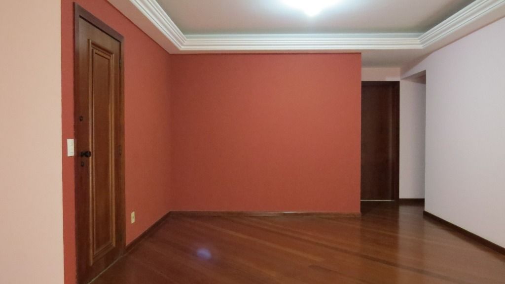 Apartamento à venda no Cambuí: 