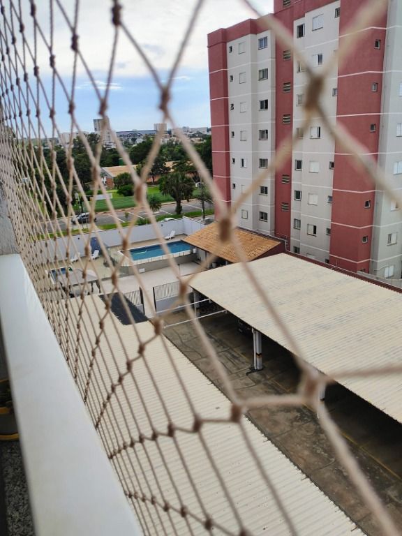 Apartamento à venda no Santa Terezinha: 
