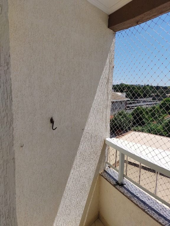 Apartamento à venda no Santa Terezinha: 