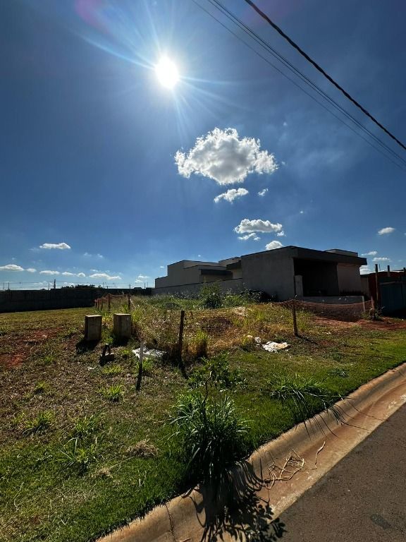 Terreno à venda no Parque Brasil 500: 