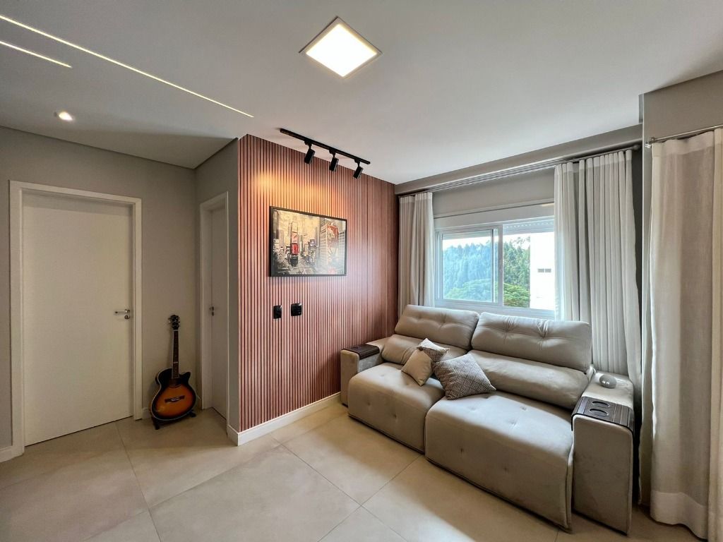 Apartamento à venda no Santa Terezinha: 