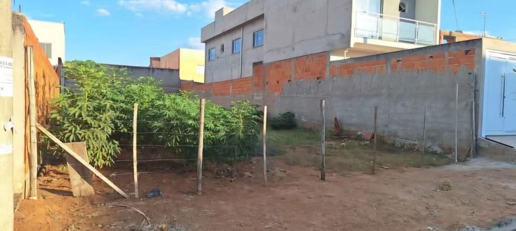 Terreno à venda no João Aranha: 