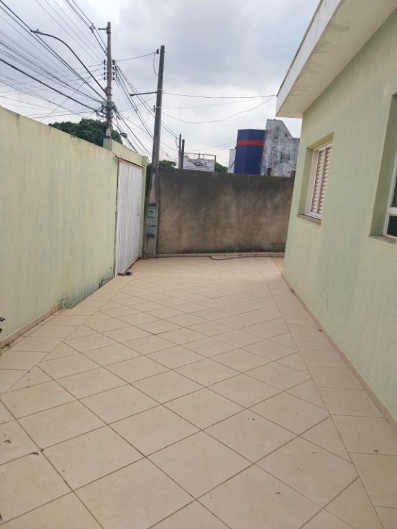 Casa para aluguel no Santa Cecília: 