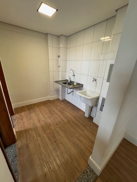 Sala para aluguel no Jardim Planalto: 