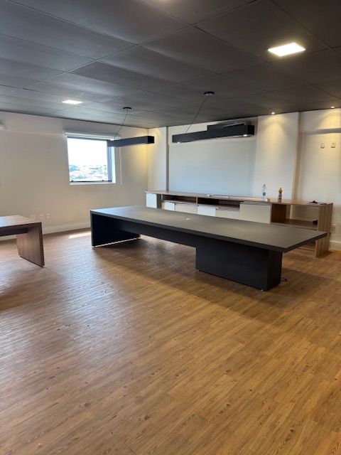 Sala para aluguel no Jardim Planalto: 