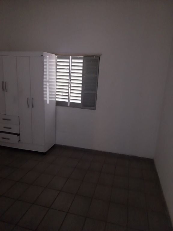 Casa para aluguel no Santa Cecília: 