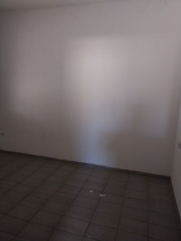 Casa para aluguel no Santa Cecília: 