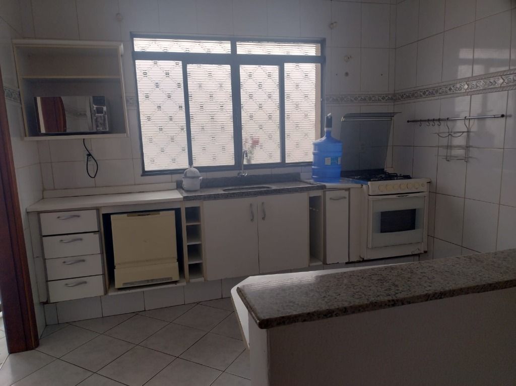 Casa para aluguel no Jardim Vista Alegre: 