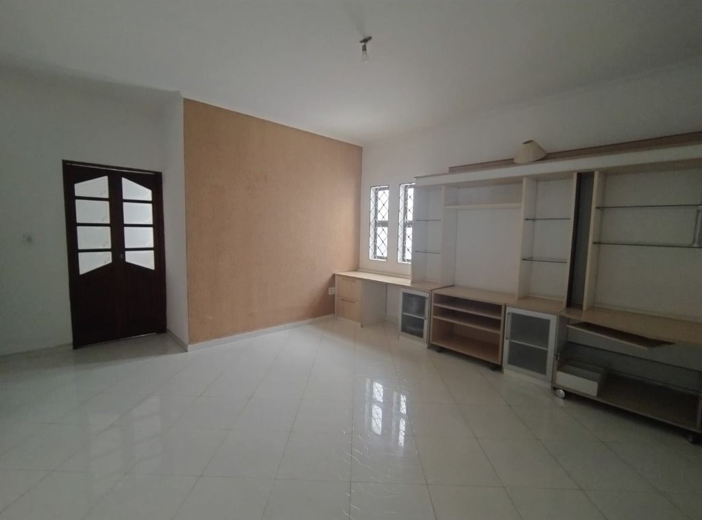 Casa para aluguel no Jardim Vista Alegre: 