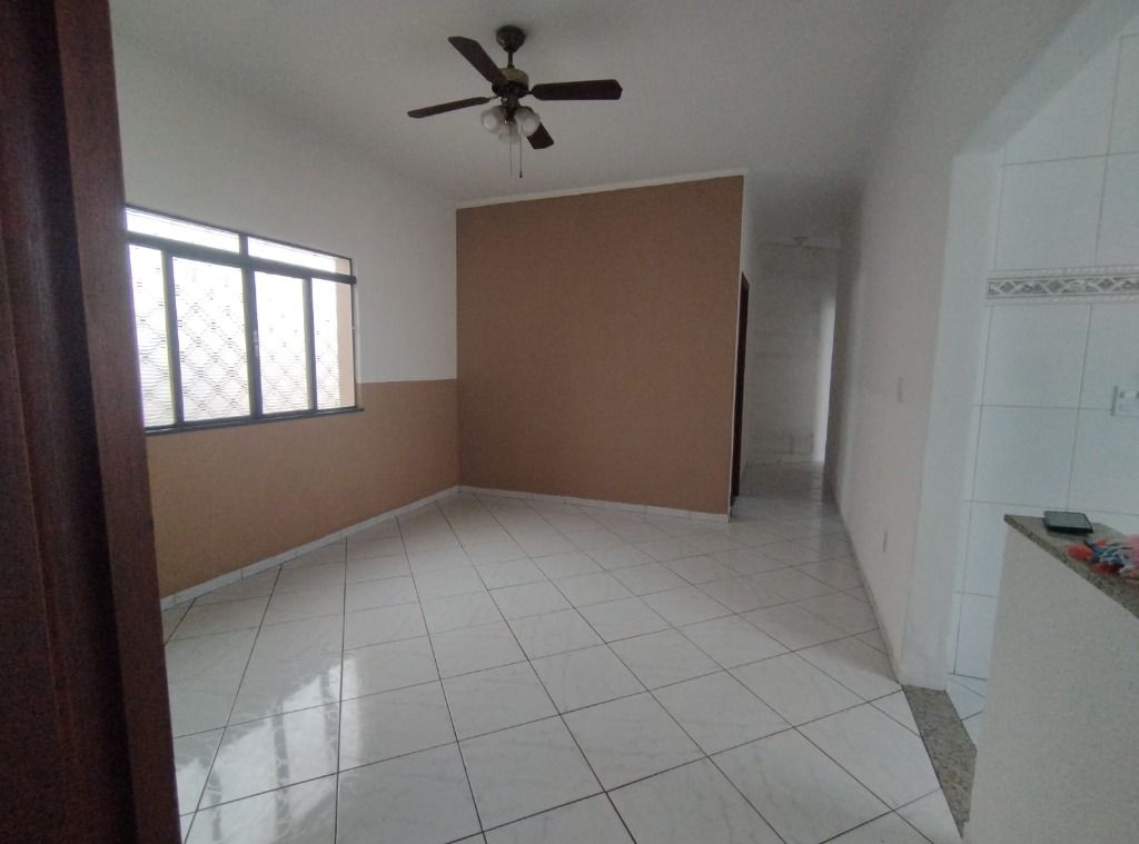 Casa para aluguel no Jardim Vista Alegre: 