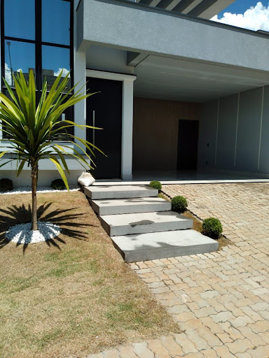 Casa para aluguel no Jardim Flamboyant: 