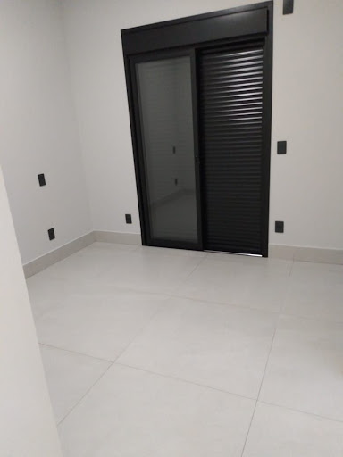 Casa para aluguel no Jardim Flamboyant: 