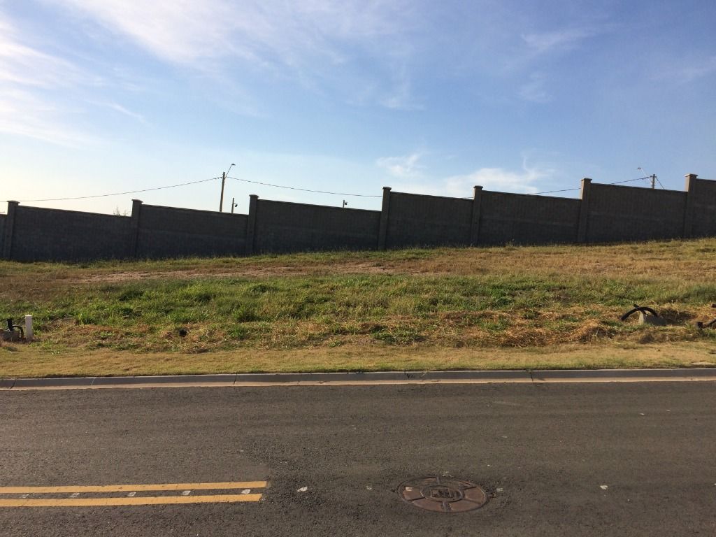 Terreno à venda no Jardim Ypê: 