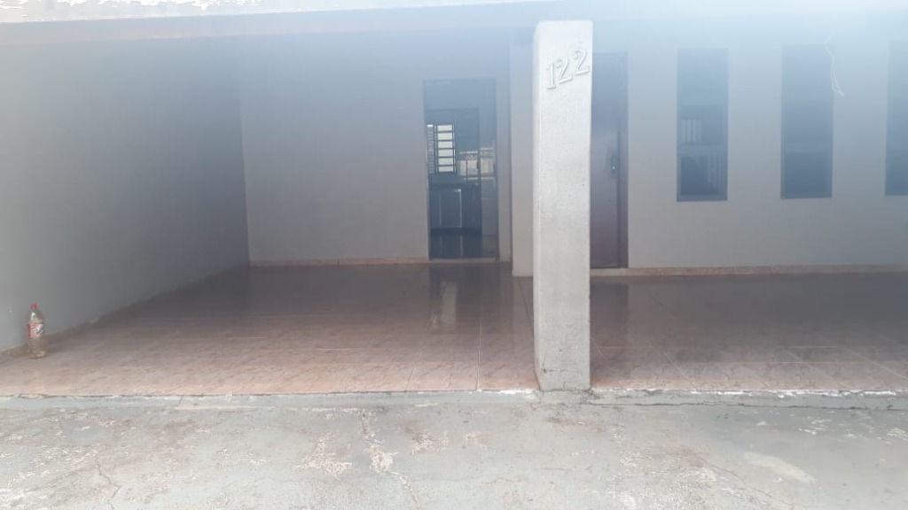 Casa à venda no Parque Das Laranjeiras: 