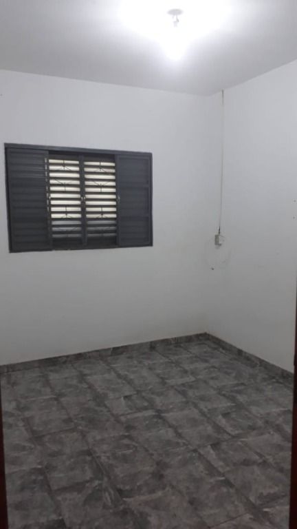 Casa à venda no Parque Das Laranjeiras: 