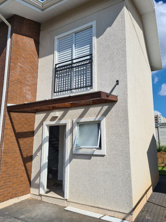 Casa à venda no Balneario Tropical: 