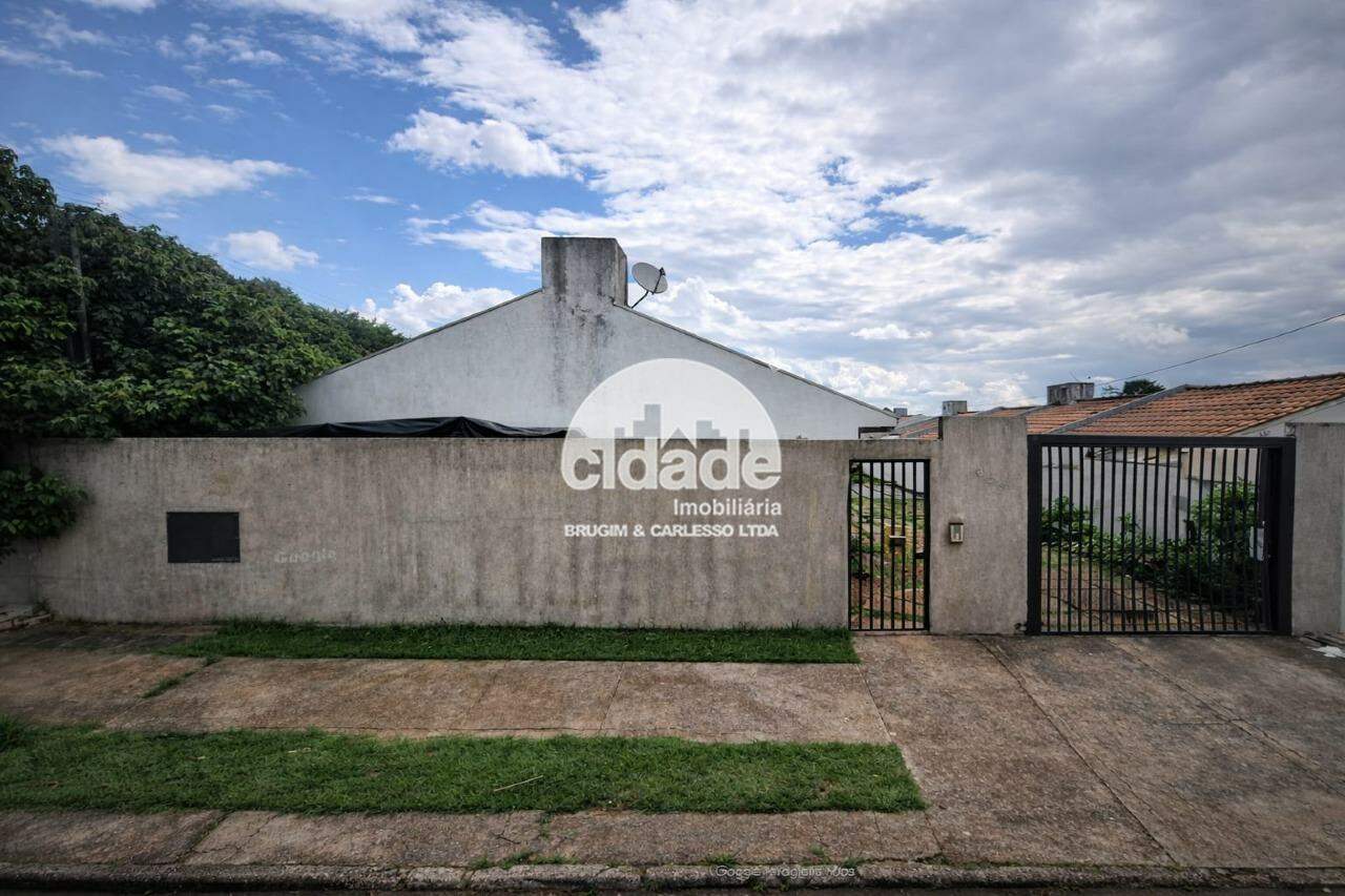 Seu novo lar em condomínio fechado te espera!