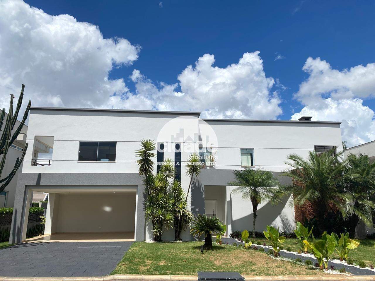 Casa residencial à venda, 2 quartos, 2 suítes, 2 vagas, Country – Cascavel/Pr