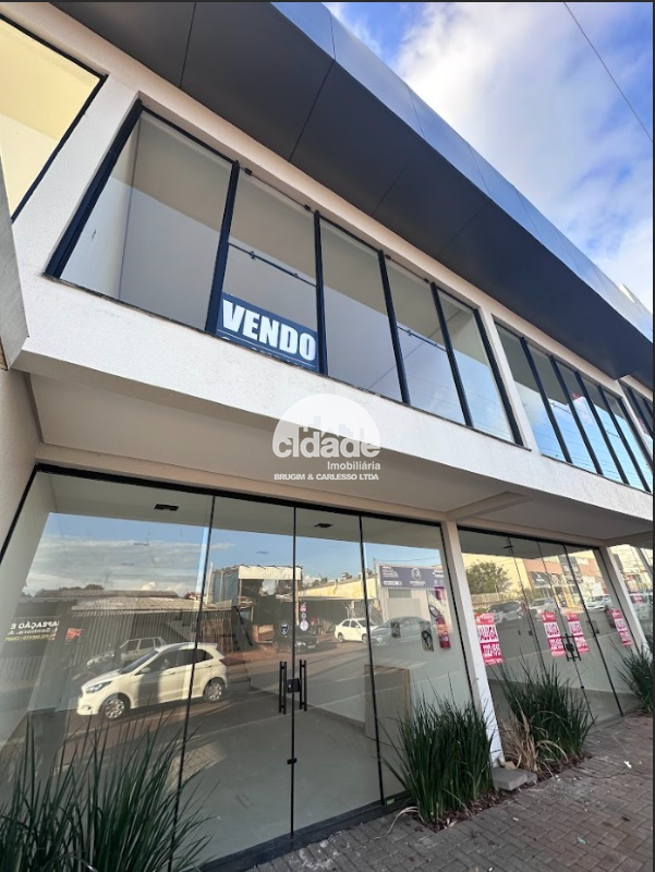 Sala Comercial à Venda – Esquina da Rua Cuiabá com a Rua Visconde do Rio Branco – Cascavel/PR
