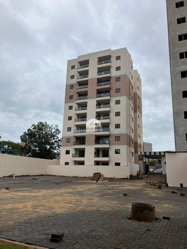 Apartamento à venda, 2 quartos, 2 vagas, Pioneiros Catarinenses – Cascavel/Pr