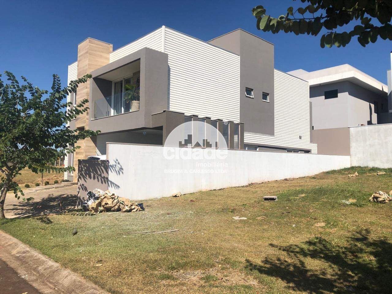Sobrado (triplex) – Condominio Felicita Parque Clube