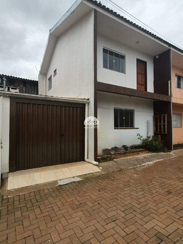 Sobrado à venda, 2 quartos, 2 vagas, Canadá – Cascavel/Pr