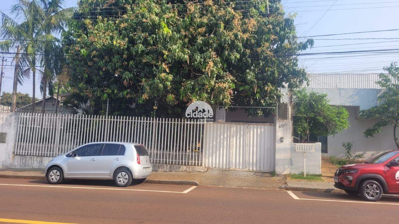 Casa residencial à venda, 3 quartos, 2 vagas, Centro – Cascavel/Pr