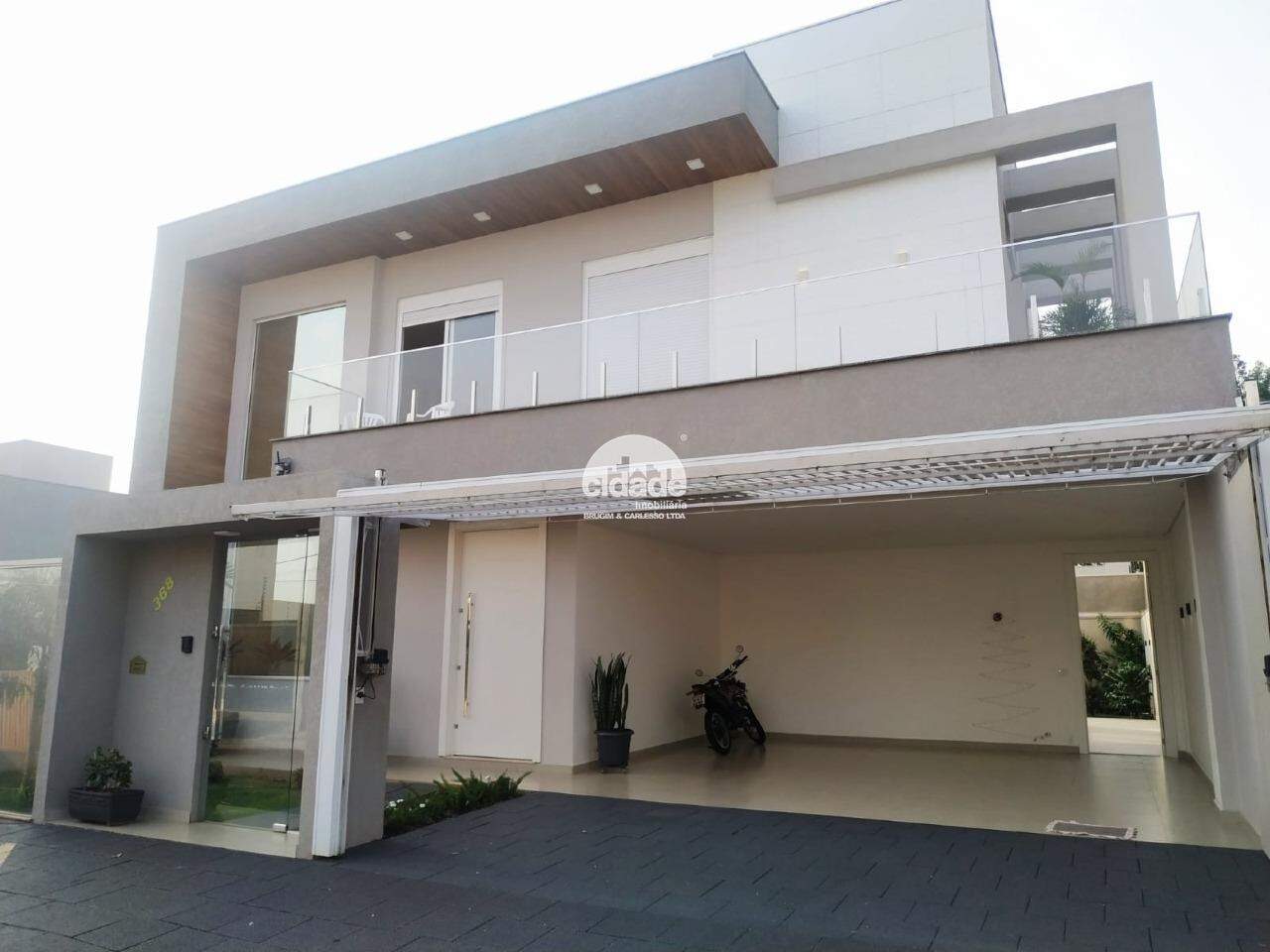 Sobrado residencial à venda, 3 suites, 4 vagas, Tropical III – Cascavel/Pr