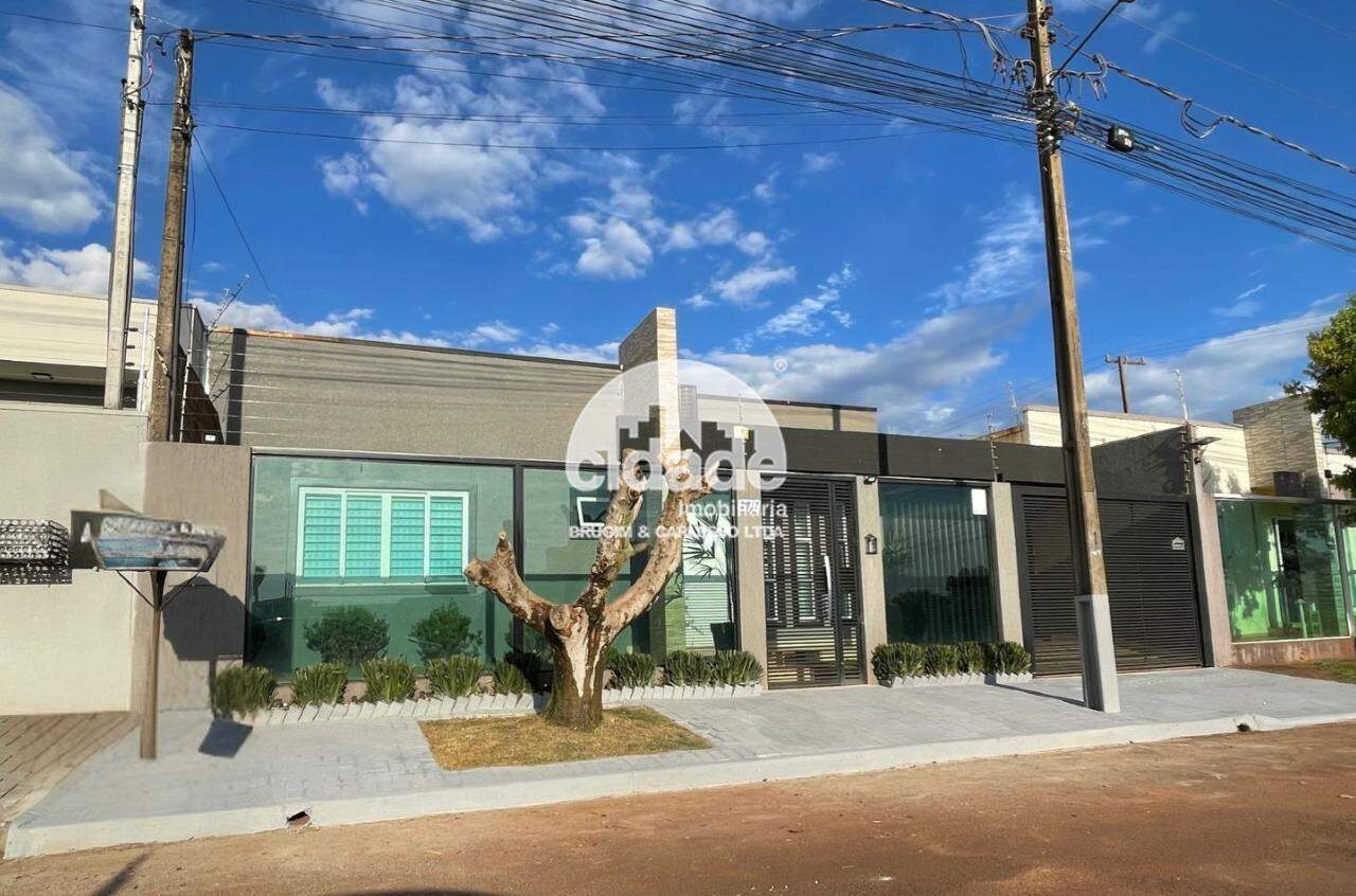 Casa semimobiliada à venda no bairro Esmeralda, em Cascavel/PR.