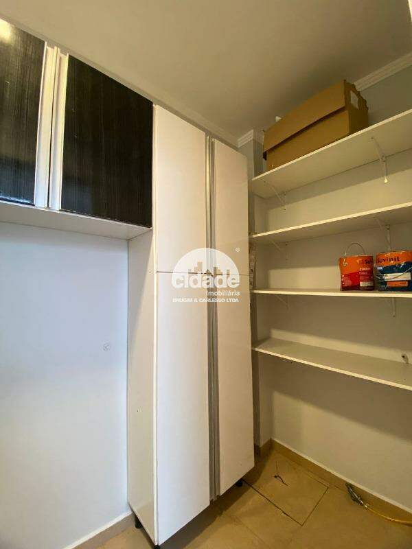 Sobrado para aluguel, 2 quartos, 1 suíte, 2 vagas, Maria Luiza – Cascavel/Pr